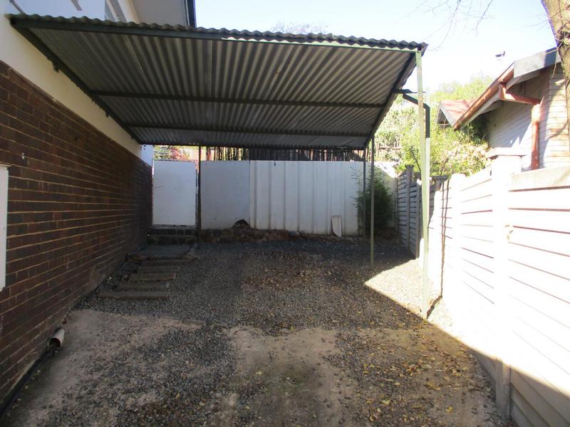 5 Bedroom Property for Sale in Uitsig Free State